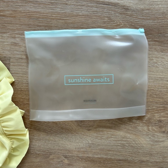 Girls Minnow Ruffle One-Piece Swimsuit - Picture 7 of 9